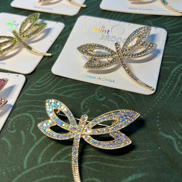 Mint Dragonfly Brooch - Multicolors available - Picture 2 of 5